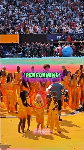 💃 Shakira Made a Little Girl’s Biggest Dream Come True #shakira #viralkings01