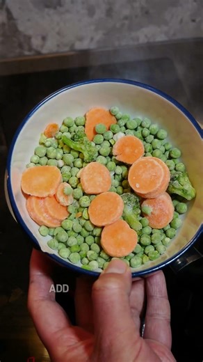 A Very Simple Soup Recipe 🍜 #cooking #soup #food #shorts
