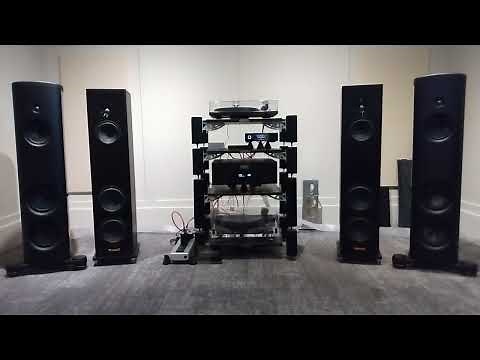 Hegel H590 Amplifier Magico M2 Loudspeaker and Aurender N150 Streamer Server Video Review.
