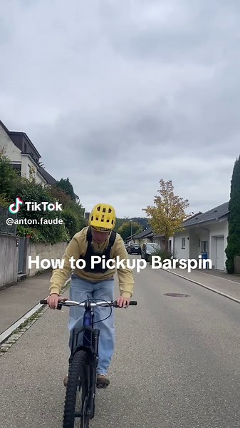 Ich hoff ich kann ein bisschen helfen... #mtb #howto #barspin #learn