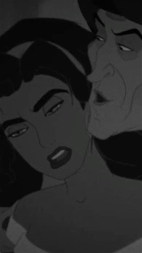 Oh, Frollo’s n a s t y #moviecommentary #thehunchbackofnotredame #reaction