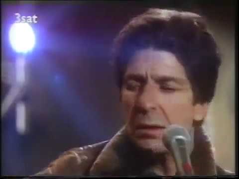 Leonard Cohen Famous Blue Raincoat (Live 1979)