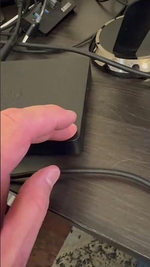 How to fix power problems with a Dell WD 15 or WD 19 dock.