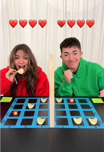 BattleChip Challenge! Bro vs Sis #battleship #game #challenge | bro vs sis