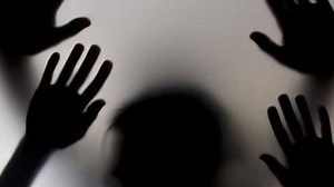 Menolak Digrepe, Seorang Perempuan Dicekik Oleh Teman Prianya di Tretes Usai Pesta - Tribunjatim.com