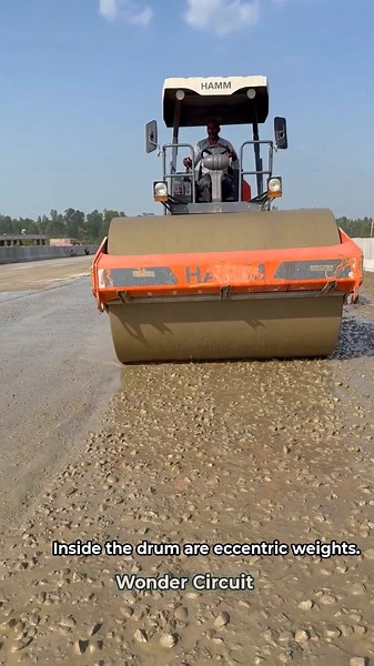 How Can a 20-Ton Road Roller Apply 60 Tons of Force? 🤯