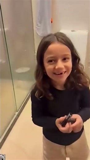 Scary Funny Faces You Can't Unsee! 😂 Epic Jump Scares | giggle mixer