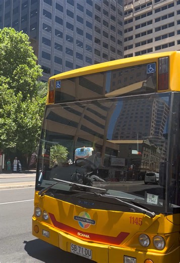 Another day another track shift! #adelaide #adelaidebusobahn #aussielife #sgbus #migration