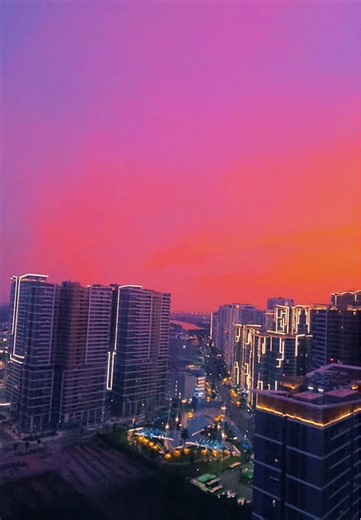 🌆🌇🌅Hoàng hôn màu tím….đẹp quá đêee…🕊️🕊️🕊️ #vuthihang #LIVEIncentiveProgram #LIVEMonetization #PaidPartnership #LIVEbringFANS