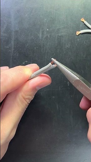 [Repair] How to solder a broken cord (cable, wire) [Please do so at your own risk] #Shorts