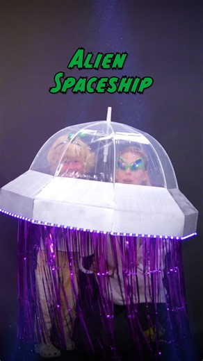 This DIY alien spaceship is out of this world! 🛸👽 | Blossom
