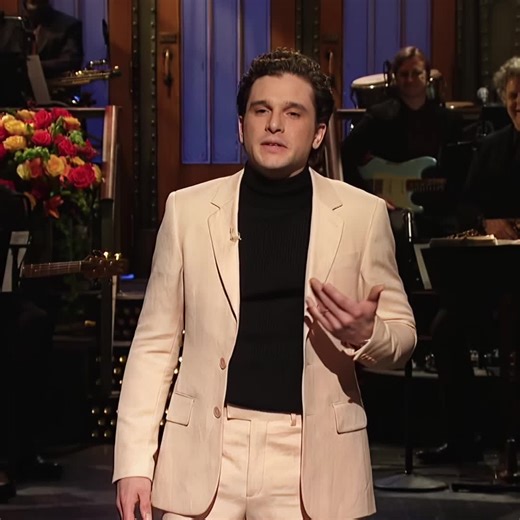 Kit on snl #kitharington #kit #gameofthrones #kitharingtonedit #fy #foryou #snl #funny #jonsnow #stark #housestark #houseofthedragon #saturdaynightlive