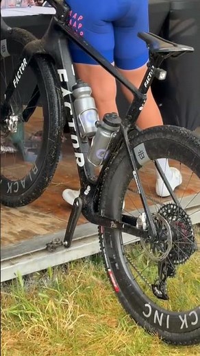 Factor Tractor⁉️ — BIG tyre gravel race bike spotted 👀