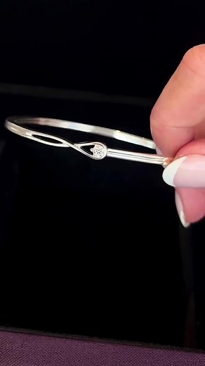 Introducing Our Sparkling Lab-Created Diamond Collection