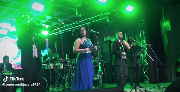 🎉 ¡Una noche inolvidable con La Sonora Matancera llena de música, alegría y tradición! 🎉 El escenario se llenó de talento con la presentación de la Sonora Matancera Cada uno de ellos puso el alma sobre el escenario, haciendo que la noche fuera un verdadero espectáculo… ¡y un éxito total en todo sentido! 💥🙌 Gracias a todos por su presencia, su energía y por demostrar una vez más que cuando nos unimos, hacemos grande nuestra cultura. Sigamos celebrando con la Sonora Matancera con su Nueva Gene