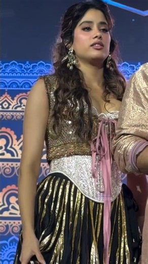 janvi kapoor barthday 🎂🎉#shorts #trending