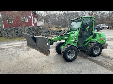 Köp Kompaktlastare Avant 760i OptiDrive på Klaravik