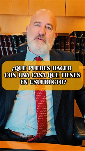 ¿Tienes el usufructo de una casa y no sabes exactamente qué puedes hacer con ella? Es normal tener dudas: ¿puedes alquilarla?, ¿reformarla?, ¿venderla? Aquí va la explicación rápida y clara 👇 ➡️ Con el usufructo no eres el dueño total, pero sí puedes usar la vivienda y disfrutarla. ❗ Importante: – No puedes venderla sin permiso del propietario. – No puedes hacer reformas grandes sin su autorización. – Y tienes la obligación de cuidarla y mantenerla en buen estado. Todo depende de cómo se creó e