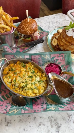 Bills autumn specials have landed!Enjoy a warming Shepherd’s Pie, Blue Cheese and Caramalised Onion Burger and delicious pancakes! 🥞 #billsrestaurant #gloucesterquays | Gloucester Quays