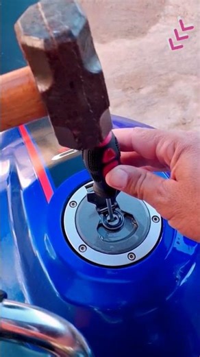 Tank Hacks! Stuck Motorbike 🛢️✔️ Would Fuel Tank Lock Fix 🗝️ 🔨| Simple DIY Trick! So Beautiful,😍💯