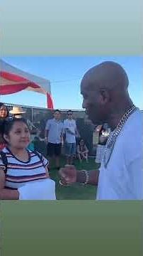 Dmx interacting with a fan he saw crying at his shpw show