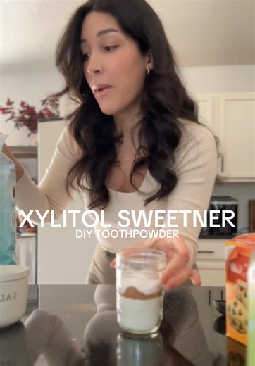 DIY Toothpowder Recipe with Xylitol