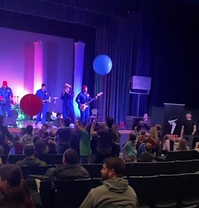 Yup. It's this much fun at an Imagination Movers show! See for yourself as AFE joins you in celebrating #MonthOfTheMilitaryChild in Hawaii. Check the schedule for the next show near you. https://armedforcesentertainment.com/upcoming-events/imagination-movers/ | Armed Forces Entertainment