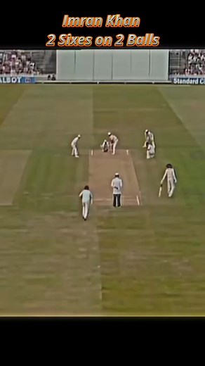 Imran Khan of Pakistan hits a six against England during the first Test at Edgbaston in 1982 | Fenomeno