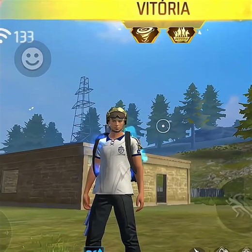 WHEN I'M CHEATING AT MAXIMUM LEVEL IN FRONT OF A RANDOM PLAYER #freefire