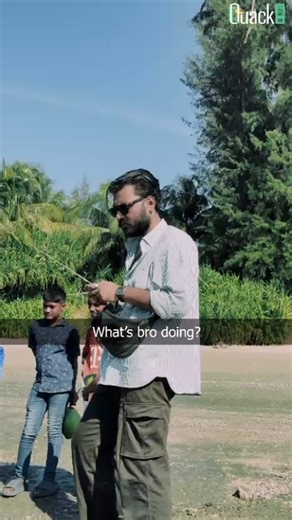 🌊 Experience Underwater Exploration in a Refined Way 🚢 This premium Submarine Toy features a sleek, realistic design that inspires curiosity and imaginative play. An excellent choice for thoughtful gifting and quality playtime. 🚚 Home delivery available 📞 Call or WhatsApp: 880 1608-608046 #QuackNBuy #SubmarineToy #PremiumToys #CreativePlay #QualityProducts | Quack N Buy