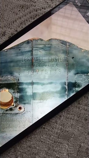 1976 Gibson Les Paul Custom Restoration P23 Serial Number ID Using Moisture As Blacklight