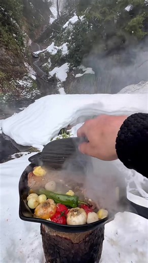 Cooking Outdoors: Delicious ASMR Food Experience