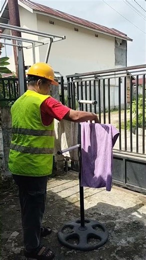 Simplest clothesline made from recycled materials