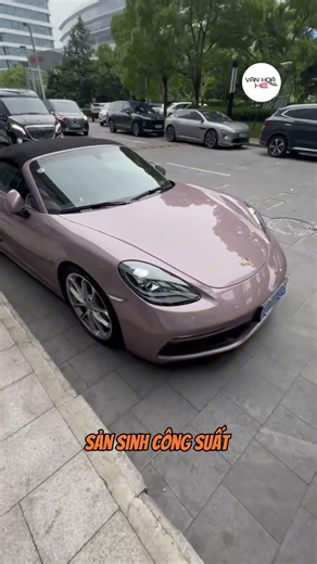 Chiêm ngưỡng hàng hiếm Porsche 718 Spyder trên đường phố Thượng Hải