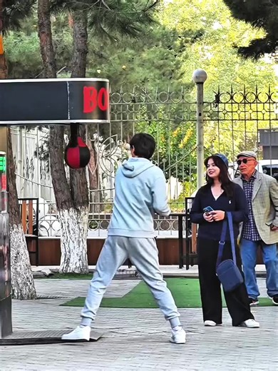 Old Man's Hilarious Hidden Camera Pranks