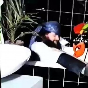 Der junge Herr Komet Bernhard wird 70! Das feiern wir bei 70 Jahre Sternenstaub / 70 Jahre Komet / 70 Acts / 7 Floors #komet #ritterbutzke #happybirthday #bubbles | Ritter Butzke