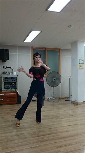 묵2동주민센타(화,목) 12시20분 라인댄스(소양강처녀)