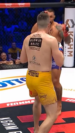 ALE TO WTEDY SIADŁO 😳 Świetny nokaut @mateusz.janur_mma, w jego drugiej walce dla naszej organizacji 💥 Wracamy już 8 listopada #FEN60 #reels #mma #ko | FEN