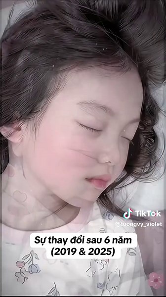 Từ Mộc Ngôn (2019) - con gái của nam diễn viên Từ Khả (Trung Quốc - Pov: Mộc Ngôn said: 2019: thắng đời 1-0 là khi vừa sinh ra đã có lúm đồng tiền => 2025: thắng đời 2-0 là khi da trắng bật ra mấy tông so với hồi mới sinh 🤣🤣🤣 #xu #xuhuong #xuhuongtiktok