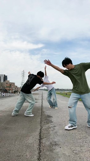 三つ子でSuper🔥#SEVENTEEN #super #佐藤三兄弟 #三つ子 #satotriplets #triplets