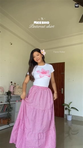 Why Women Wore Giant Hoop Skirts👗