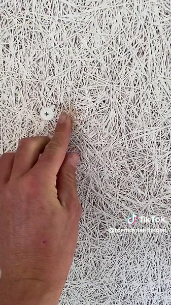 Rammer du en dag ved siden af, så er her et quickfix til troldtekt-pladen! #tømrerlærling #tømrer #troldtekt #foryou #tipsandtricks