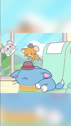 All aboard the cheese express! 🚂🇯🇵 #tomandjerrygokko #japantrip #trainadventure