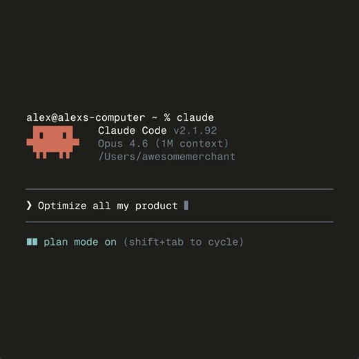 现在绝大多数人还在盯着Shopify的新闻看，没人意识到，开源电商的AI革命，其实早就已经开始了。如果说Shopify刚给AI开了个后门，那那么WooCommerce是直接把大门拆了🤣而且人家根本不是跟风，去年10月就悄悄上线了MCP Beta，现在已经跑通了全流程，社区生态都起来了。WooCommerce 10.3+ 原生集成了MCP，基于WordPress 6.9的Abilities API。所有兼容MCP的客户端，Claude、Cursor、ChatGPT，甚至你自己写的脚本，都能直接读写你整个店铺。增删改产品、调价格、查库存、更SEO、处理订单、退款，所有后台操作，一句话搞定。不用装任何第三方插件，不用写一行代码。最关键的是权限可控，你可以给AI开只读权限，只让它看数据做分析；也可以开部分写权限，只让它改价格和库存；甚至可以只让它处理特定状态的订单。AI不会乱删东西，所有操作都走WooCommerce原有的权限系统，安全得很。其实开发者更爽，写一个几十行的demo插件，就能注册一个自定义Ability。也就是说，整个WordPress生态的6万多个插件，以后都能变成AI可以直