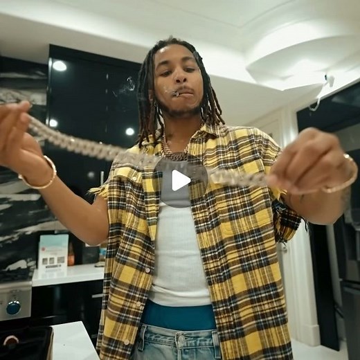 DDG | DDG - HANDS UP! out now on YouTube 🎥👾 | Instagram