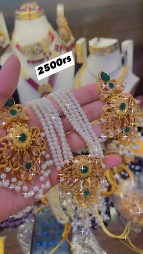 14 reactions · 19 shares | Beautiful high quality mala set available details or order on what’s app number 03099446089 #bridaljewelry #indianjewelry #asianjewelry #indian #shaadi #fashion #goldandpearls #modernjewelry #indianfashionijewelry #traditionaljewelry #earrings #jhumkas #necklace #choker #mala #bracelet #mirrorkundan #meenakari #karachi #fershikundan #fershijewelry #fershimala #jewelleryphotography #igjewelry | Signature Jewellery by Ayesha | Facebook