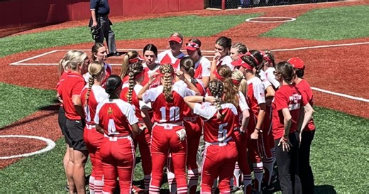 One-way electronic communication in high school softball permitted starting in 2025