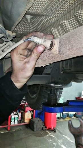 Vigo Lundon model oxygen sensor bank1 sensor 2 problem. #automobile #mechanic #oxygen