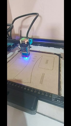 Como cortar MDF com a Máquina TTS 55 40W Tutorial de Corte a laser em MDF #cap #CapCut #cortealaser #mdf #laser #camposdosgoytacazes #tutorial #comofazer #comunicaçãovisual #brindes