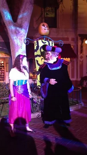 Frollo and Esmeralda Meet at Disneyland